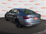 Used 2023 Volkswagen Jetta SE image 3