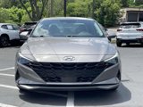 Used 2023 Hyundai Elantra SEL w/ Convenience Package image 2