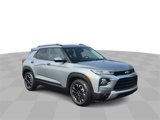 Used 2023 Chevrolet TrailBlazer LT image 2