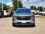 Used 2024 Chevrolet Trax RS w/ Sunroof Package image 2