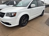 Used 2016 Dodge Grand Caravan SXT image 2