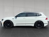 Used 2021 Volkswagen Tiguan SE R-Line image 2