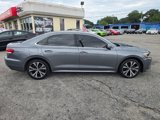 Used 2021 Volkswagen Passat 2.0T SE image 4