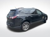 Used 2017 Chevrolet Traverse LT image 3