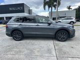 Used 2022 Volkswagen Tiguan SE w/ Panoramic Sunroof Package image 5