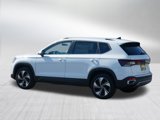 New 2025 Volkswagen Taos SE image 3