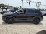 Used 2019 Jeep Cherokee Latitude Plus image 3