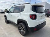 Used 2021 Jeep Renegade Latitude image 5