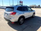 Used 2023 Subaru Forester Premium image 6