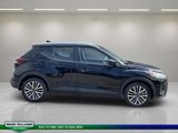 Used 2023 Nissan Kicks SV image 3
