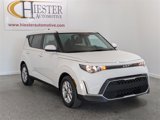 Used 2023 Kia Soul LX w/ LX Technology Package image 2
