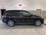 Used 2014 Nissan Pathfinder S image 2