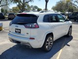 Used 2019 Jeep Cherokee Overland w/ Technology Group image 3