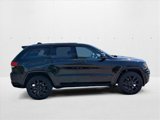 Used 2021 Jeep Grand Cherokee Laredo X image 4