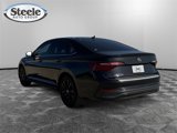 Used 2022 Volkswagen Jetta SE image 3