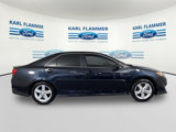 Used 2014 Toyota Camry L image 2