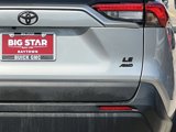 Used 2022 Toyota RAV4 LE image 5