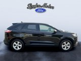 Certified 2022 Ford Edge SE image 4