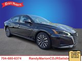 Used 2024 Nissan Altima 2.5 SV image 3