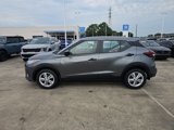 Used 2025 Nissan Kicks Play S image 2