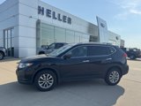 Used 2018 Nissan Rogue SV image 3