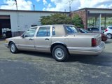 Used 1993 Lincoln Town Car Executive image 3