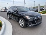 Used 2020 Audi Q3 2.0T Premium Plus w/ Premium Plus Package image 3