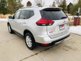 Used 2017 Nissan Rogue SV image 6