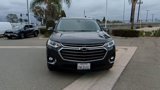 Used 2021 Chevrolet Traverse LT w/ LT Premium Package image 3