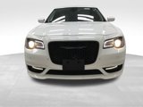 Used 2023 Chrysler 300 Touring L image 4