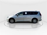 Used 2023 Chrysler Voyager LX image 5