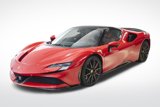 Used 2022 Ferrari SF90 Spider image 2