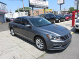 Used 2016 Volkswagen Passat 1.8T S image 2