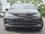 New 2025 Chrysler Voyager LX image 2