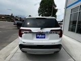 Used 2021 GMC Acadia SLT w/ Preferred Package image 4