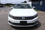 Used 2018 Volkswagen Passat 2.0T SE w/ SE Lighting Package image 4
