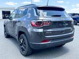 Used 2022 Jeep Compass Latitude image 2