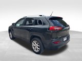 Used 2014 Jeep Cherokee Latitude w/ Comfort/Convenience Group image 3