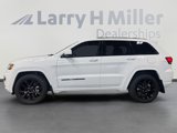 Used 2018 Jeep Grand Cherokee Altitude image 2
