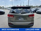 Used 2017 Kia Sorento LX image 4