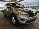 Used 2016 Kia Sorento LX image 3