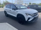 Certified 2024 Volkswagen Taos SE image 5