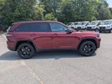 New 2025 Jeep Grand Cherokee Altitude image 3