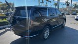 Used 2021 Cadillac Escalade ESV Premium Luxury image 4