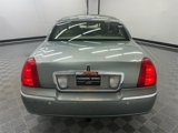 Used 2004 Lincoln Town Car Signature image 4