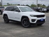 New 2025 Jeep Grand Cherokee Altitude image 2