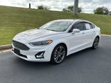 Used 2019 Ford Fusion Titanium image 2