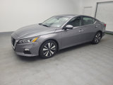 Used 2022 Nissan Altima 2.5 SV image 2
