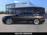 Used 2018 Honda Accord Touring image 2