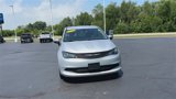 Used 2022 Chrysler Voyager LX image 3